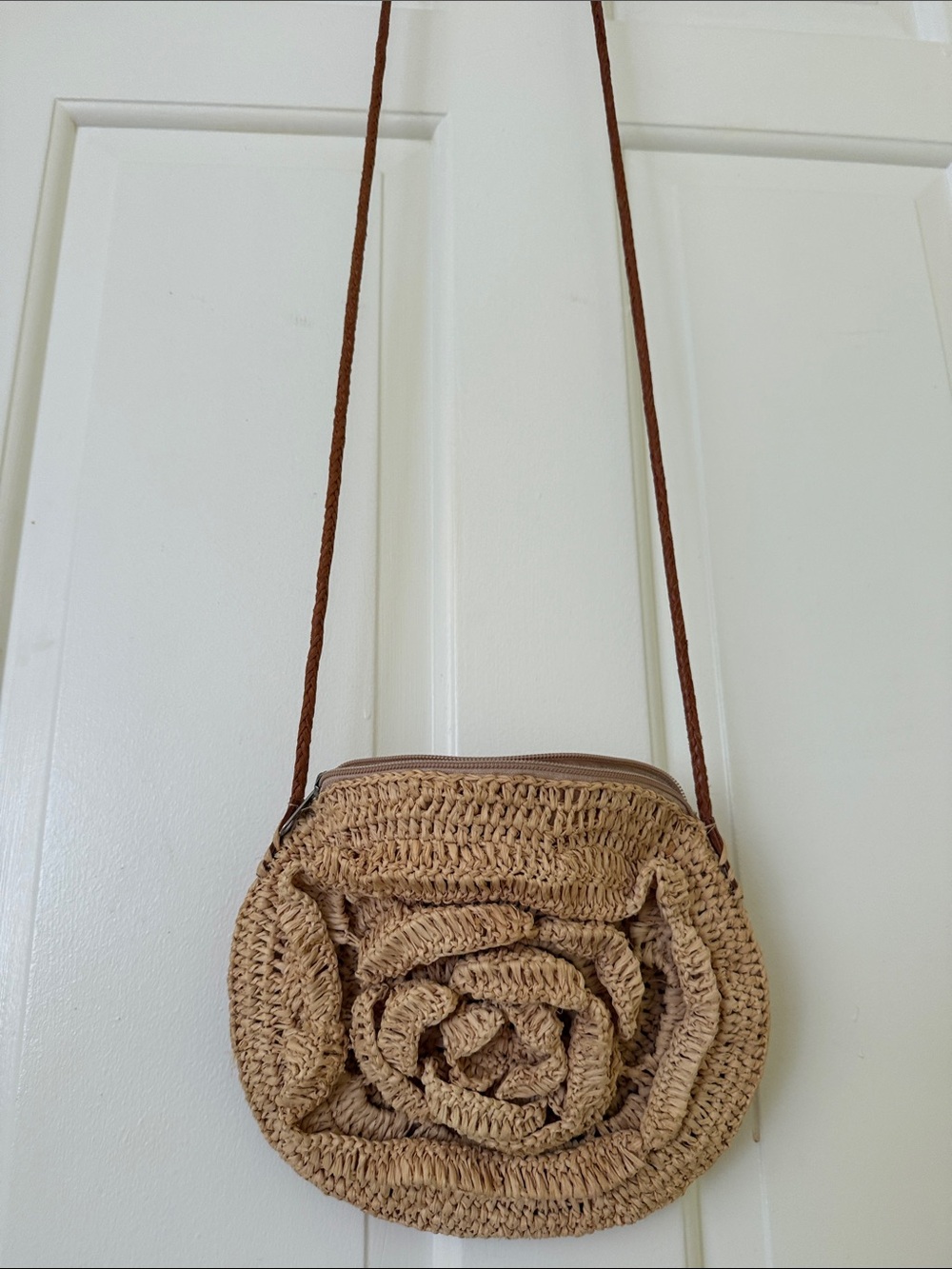 Mar Y Sol Charlotte Bag
Natural Crochet Flower Crossbody Bag